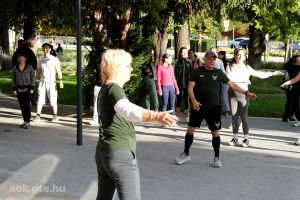 https://bewerbung.medizin.pte.hu/static-files/208766/DSCF0171._w_300_h_300.jpg