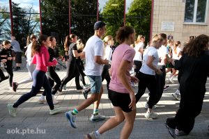 https://bewerbung.medizin.pte.hu/static-files/208788/DSCF0194._w_300_h_300.jpg