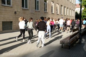 https://bewerbung.medizin.pte.hu/static-files/208789/DSCF0195._w_300_h_300.jpg