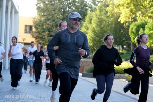 https://bewerbung.medizin.pte.hu/static-files/208804/DSCF0215._w_300_h_300.jpg