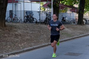 https://bewerbung.medizin.pte.hu/static-files/208812/DSCF0226._w_300_h_300.jpg