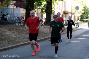 https://bewerbung.medizin.pte.hu/static-files/208813/DSCF0227._w_300_h_300.jpg