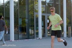 https://bewerbung.medizin.pte.hu/static-files/208822/DSCF0238._w_300_h_300.jpg