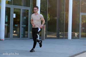 https://bewerbung.medizin.pte.hu/static-files/208824/DSCF0244._w_300_h_300.jpg