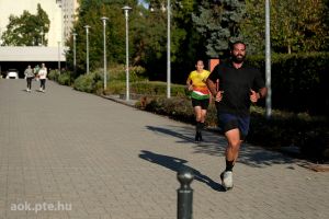https://bewerbung.medizin.pte.hu/static-files/208844/DSCF0272._w_300_h_300.jpg