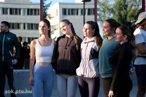 https://bewerbung.medizin.pte.hu/static-files/208905/DSCF0364_1._w_300_h_300.jpg