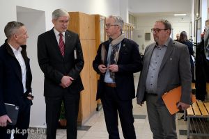 https://bewerbung.medizin.pte.hu/static-files/2288/DSCF2654._w_300_h_300.jpg