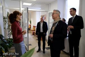 https://bewerbung.medizin.pte.hu/static-files/2302/DSCF2681._w_300_h_300.jpg