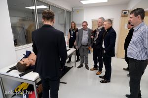 https://bewerbung.medizin.pte.hu/static-files/2312/DSCF2703._w_300_h_300.jpg