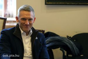 https://bewerbung.medizin.pte.hu/static-files/2328/DSCF2732._w_300_h_300.jpg