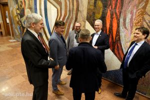 https://bewerbung.medizin.pte.hu/static-files/2336/DSCF2748._w_300_h_300.jpg