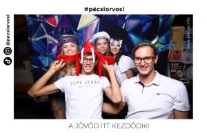 https://bewerbung.medizin.pte.hu/static-files/2606/20220905_162541_868._w_300_h_300.jpg
