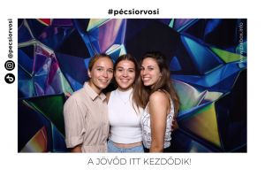 https://bewerbung.medizin.pte.hu/static-files/2646/20220906_103218_457._w_300_h_300.jpg