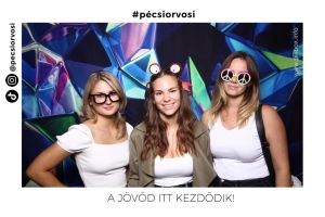 https://bewerbung.medizin.pte.hu/static-files/2745/20220906_134227_759._w_300_h_300.jpg