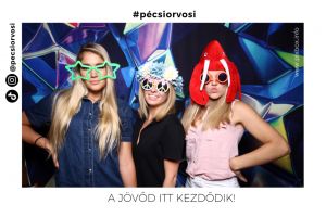 https://bewerbung.medizin.pte.hu/static-files/2785/20220906_145835_888._w_300_h_300.jpg