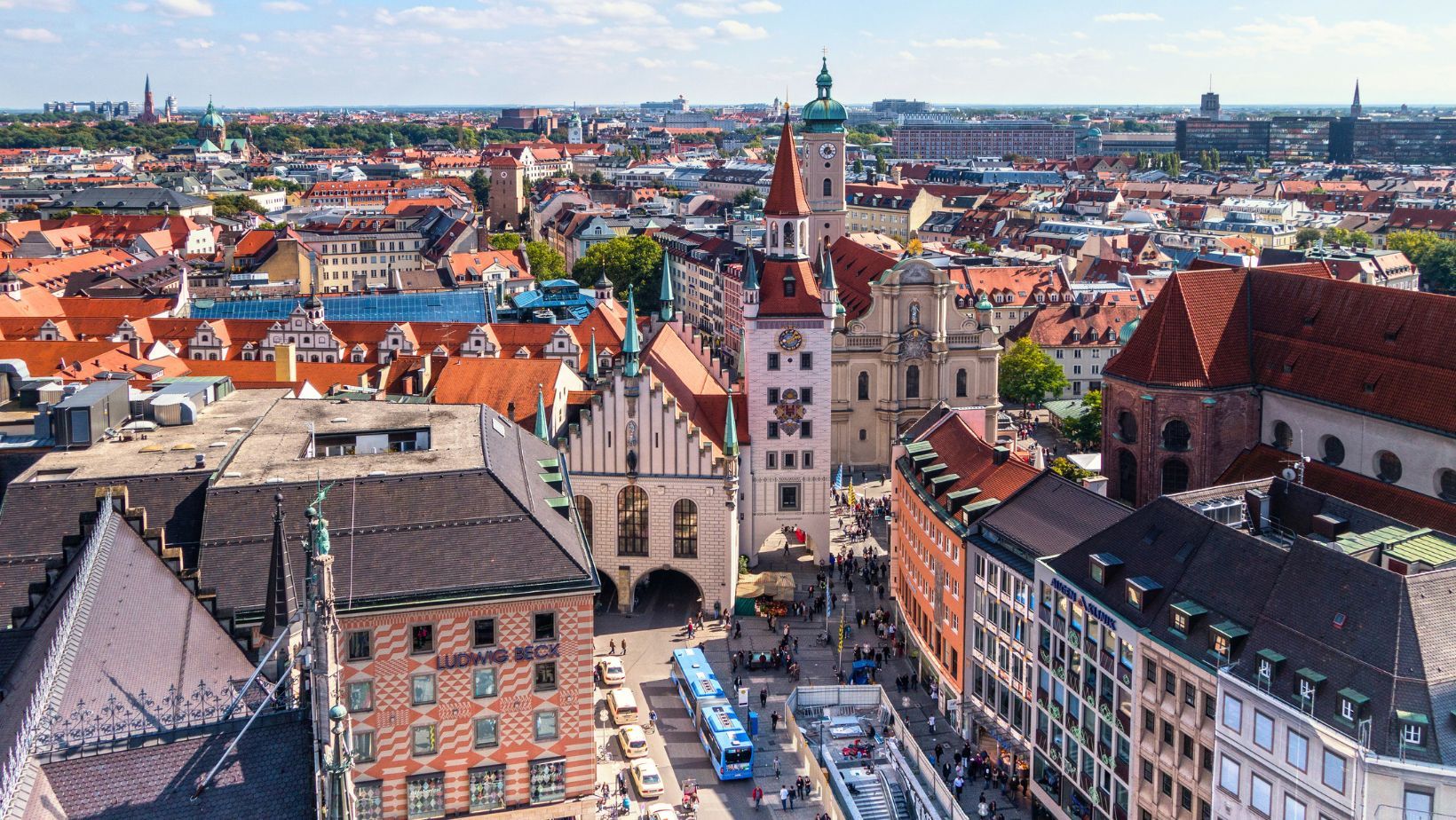 https://bewerbung.medizin.pte.hu/static-files/49369/m%C3%BCnchen%209026_Esemenyek_boritokepei_(25)._w_1920_h_1080.jpg