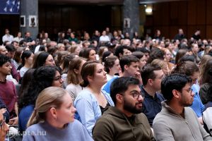https://bewerbung.medizin.pte.hu/static-files/54510/DSCF2865._w_300_h_300.jpg