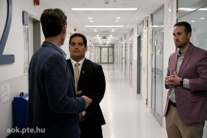 https://bewerbung.medizin.pte.hu/static-files/54525/DSCF2839._w_300_h_300.jpg