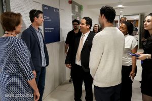https://bewerbung.medizin.pte.hu/static-files/54539/DSCF2809._w_300_h_300.jpg