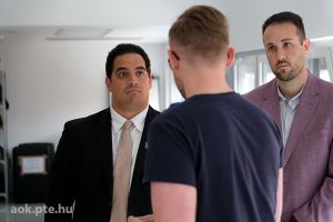 https://bewerbung.medizin.pte.hu/static-files/54542/DSCF2802._w_300_h_300.jpg