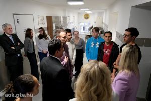 https://bewerbung.medizin.pte.hu/static-files/54566/DSCF2745._w_300_h_300.jpg