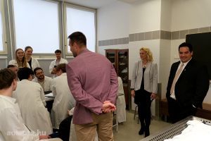 https://bewerbung.medizin.pte.hu/static-files/54569/DSCF2735._w_300_h_300.jpg