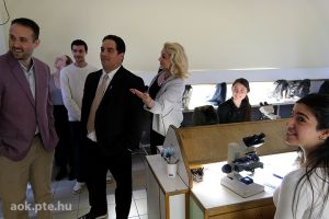 https://bewerbung.medizin.pte.hu/static-files/54586/DSCF2702._w_300_h_300.jpg