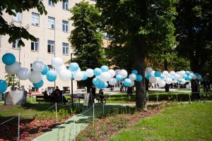 https://bewerbung.medizin.pte.hu/static-files/55668/aok_parkavatas_20250519_001_kerekes._w_300_h_300.jpg