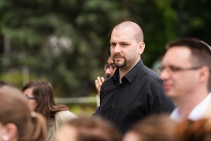 https://bewerbung.medizin.pte.hu/static-files/55724/aok_parkavatas_20250519_057_kerekes._w_300_h_300.jpg