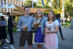 https://bewerbung.medizin.pte.hu/static-files/5883/dsc_0007._w_300_h_300.jpg